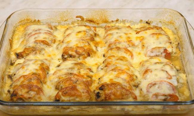 Жареная свинина по-французски с сыром и грибами в духовке - 5 пошаговых рецептов