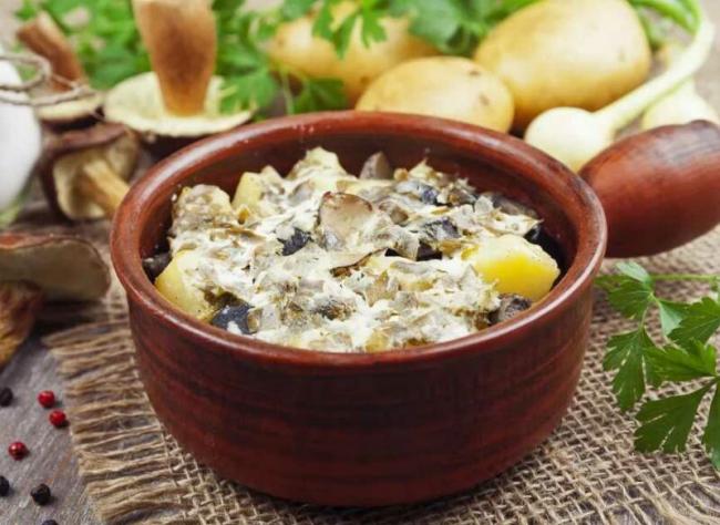 Картофель с грибами в духовке