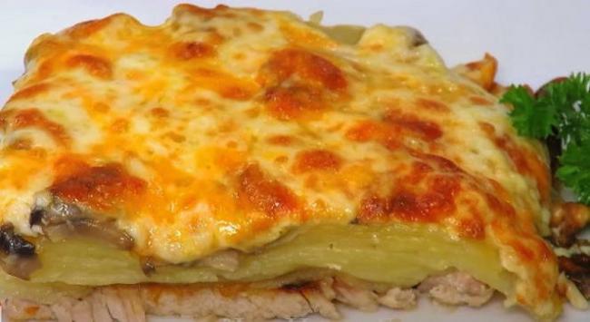Как приготовить картошку с мясом и грибами в духовке