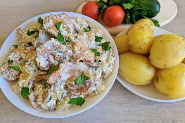 Лисички в сливках на сковороде - 5 пошаговых рецептов