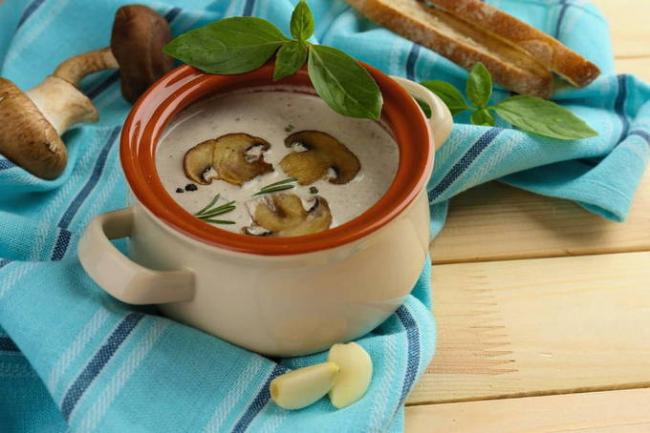 Как вкусно сварить крем-суп из шампиньонов