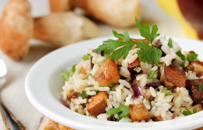 10 рецептов приготовления вкуснейшей начинки для пирожков с рисом и грибами