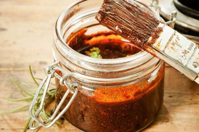 Маринад из соуса барбекю со сливочным маслом и травами Барбекю для тофу