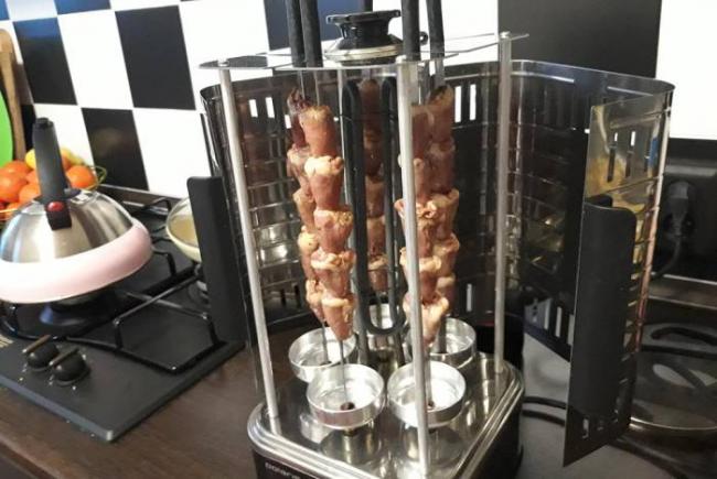 Приготовление шашлыка из куриных сердечек в электрошашлычнице Куриные сердечки в электрошашлычнице