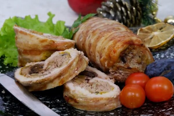 Как вкусно приготовить свинину с грибами в духовке