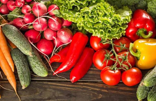 Сезонные овощи для салата Овощи для нарезки