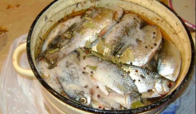 Караси в пряном маринаде Пряный рассол для карася