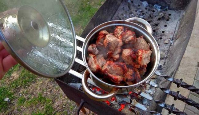 Шашлык в хлебно-рассольном маринаде Шашлык в рассоле
