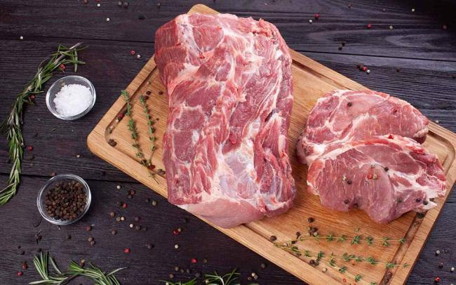 Шейная часть свинины для шашлыка Свинина для шашлыка в микроволновке