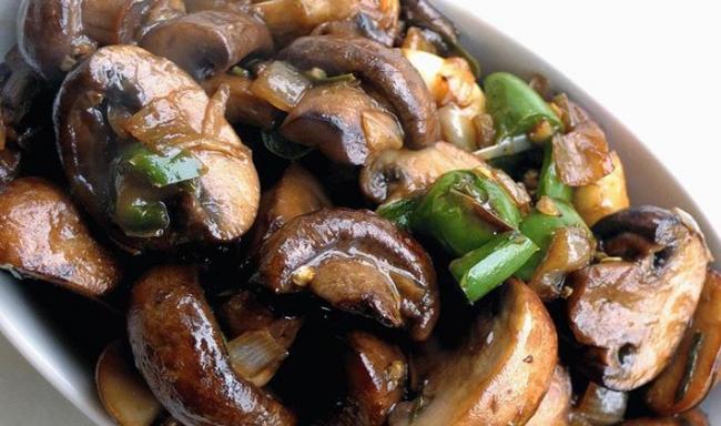 первый рецепт в банках - самые вкусные жареные грибы на зиму фото.