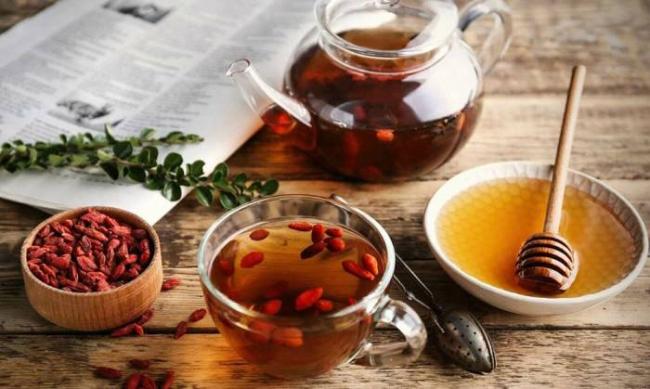 Чай с сушёными ягодами барбариса Барбарис и чай