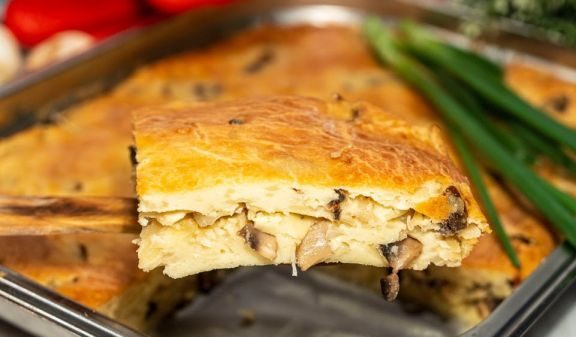 13 рецептов пирога с капустой и грибами