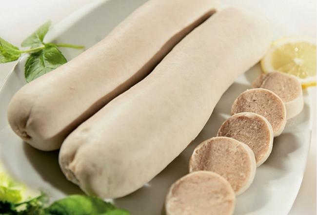 Вареная ливерная колбаса Две ливерный колбаски