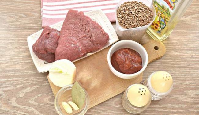 Ингредиенты для приготовления тутырмы Говядина, гречка, специи