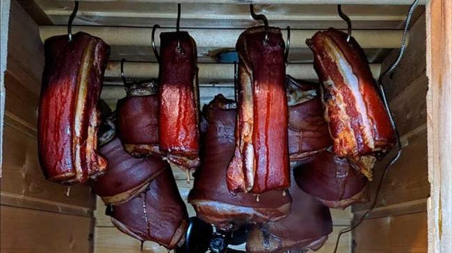 Процесс копчения рульки холодным методом Холодное копчение рульки
