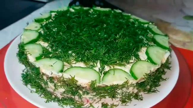 салат с курицей и грибами