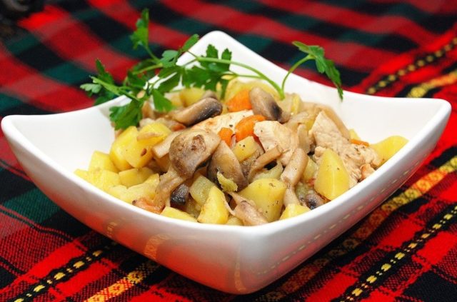 Блюда из курицы с вешенками