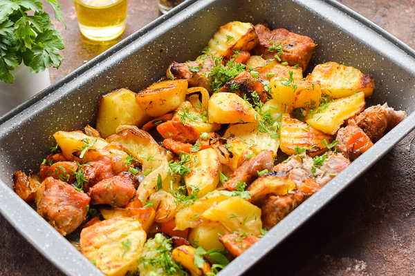 Рагу с мясом, грибами и картофелем - классический пошаговый рецепт с фото, быстро и просто от Екатерины Лыфарь и Алены Каменевой