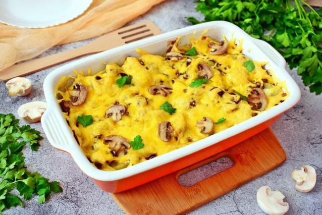 Картофель с грибами и сыром, запеченный в духовке рецепт с фото пошагово - 1000.menu