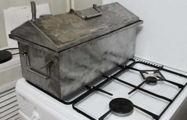 Установка коптильни на газовую плиту  Копчение на газу