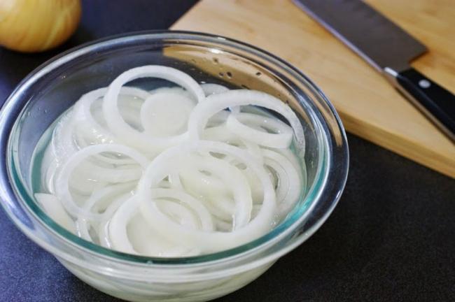 Маринование лука в уксусе с сахаром  Лук в уксусе