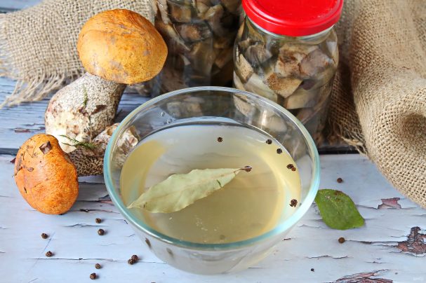 Маринад для подосиновиков Маринад для белых грибов с красной шляпкой