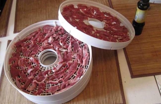 Вяление мяса в электросушилке Мясо в сушилке