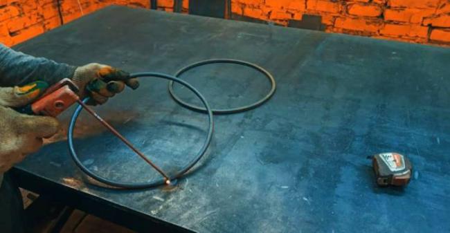 Изготовление обруча для подставки под мангал Обруч и сварка