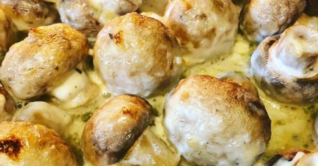 Как вкусно приготовить шампиньоны целиком