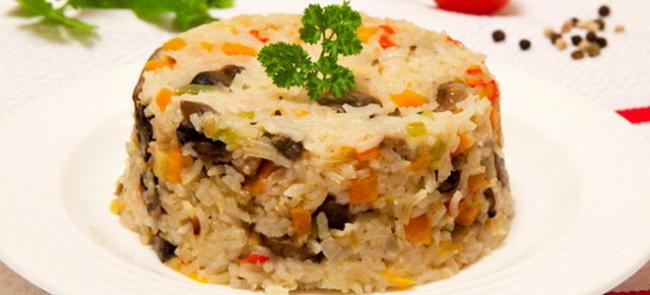 Плов с грибами в духовке