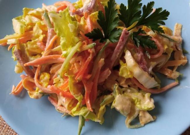 Салат с корейской морковью и пекинской капустой - пошаговый рецепт с фотографиями. Автор рецепта Наталья Марченко . - Кухонная плита