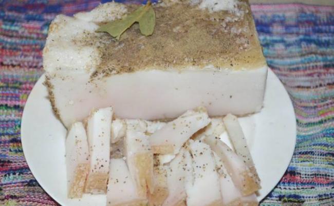 Сало свиное засоленное Сало для кровянки