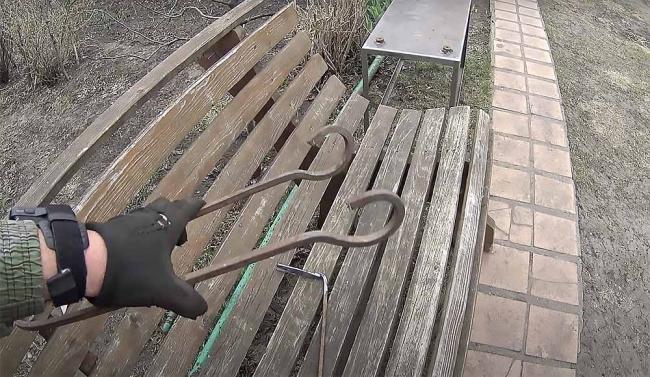 Самодельные щипцы для переворачивания углей Щипцы для углей