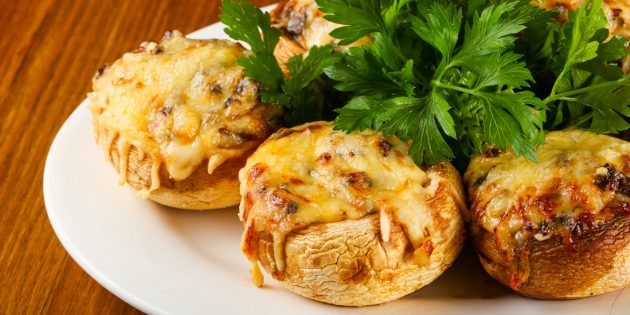 Шампанское, фаршированное сливочным сыром