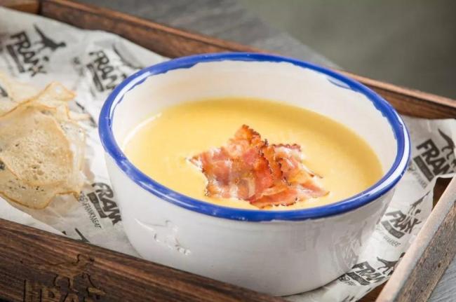 Сырный суп с беконом и картофелем в курином бульоне рецепт с фотографиями - 1000.menu