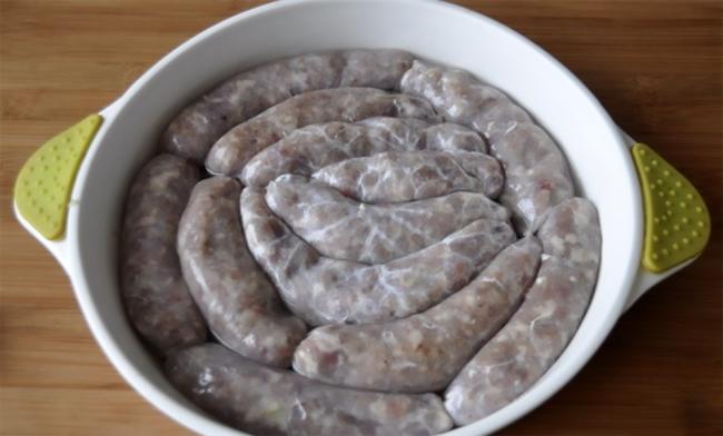 Колбаски из говядины с гречкой Тутырма в форме для запекания