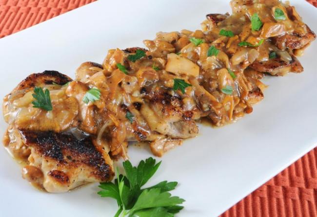 15 самых вкусных рецептов грибной подливы с лисичками