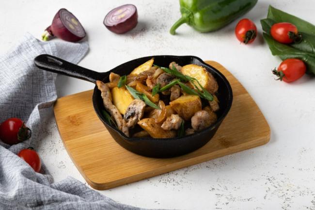 Как вкусно приготовить картошку с грибами шампиньонами