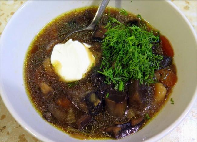 Как вкусно сварить суп с сухими грибами