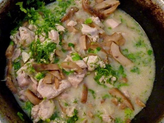 Как быстро и вкусно приготовить грузди со сметаной