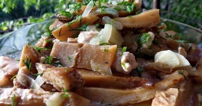 Как вкусно приготовить жареные грузди на сковороде