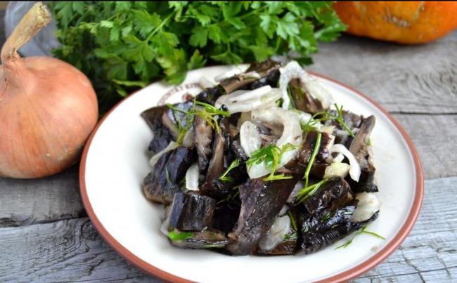 Как очень вкусно замариновать чернушки на зиму