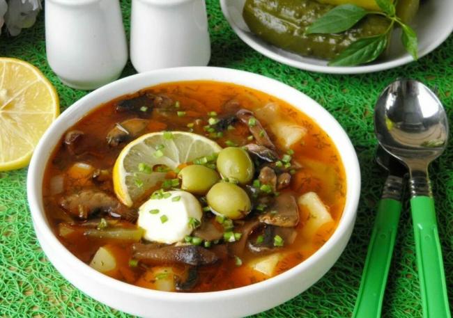 Можно ли из соленых грибов сварить вкусный суп