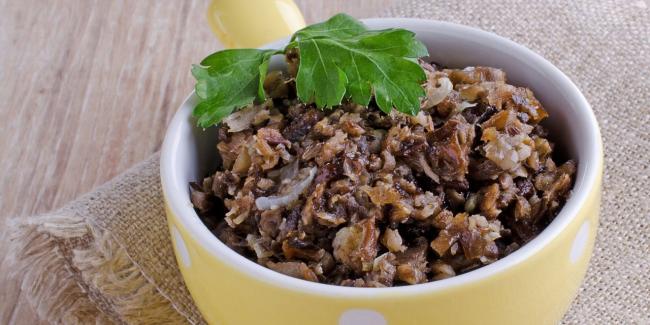 Простые и вкусные рецепты грибной икры из шампиньонов