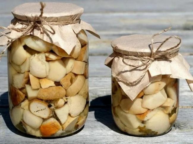 Как мариновать грибы на зиму в банках с уксусом