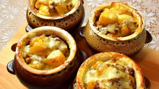Как приготовить картофель с грибами в горшочке в духовке