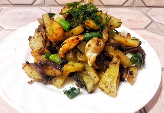 Жареный картофель с курицей и грибами рецепт с пошаговыми фотографиями