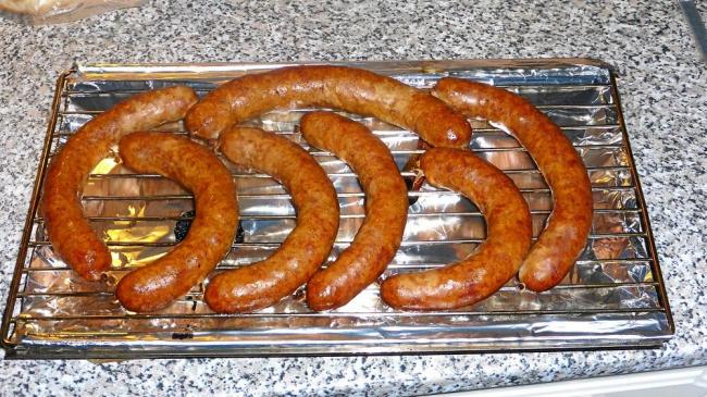 Ливерная колбаса со шпиком из духовки Запеченные колбаски на решетке