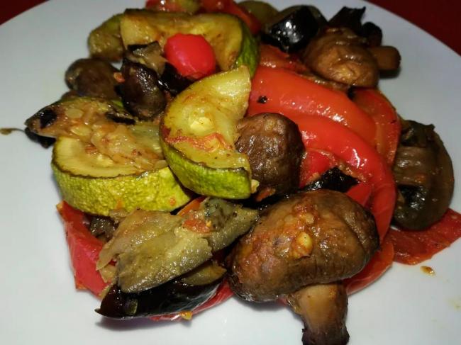 Запечённые овощи с шампиньонами Запечённые овощи